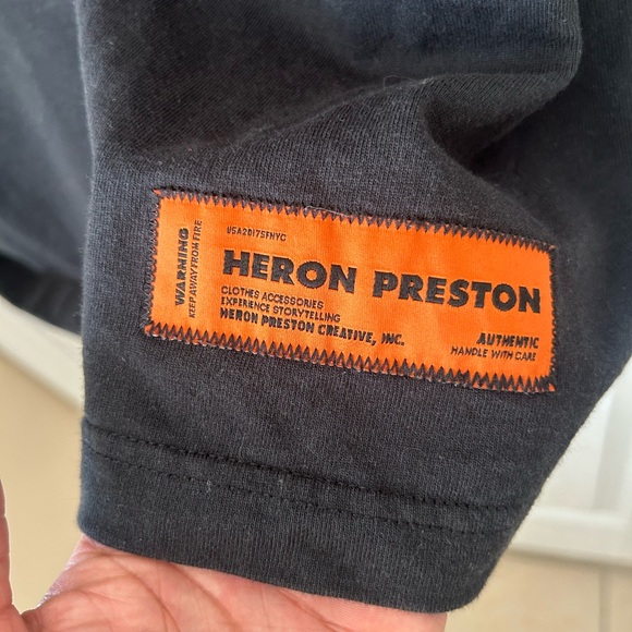 Heron Preston Oversized Split Tee - Picture 4 of 4